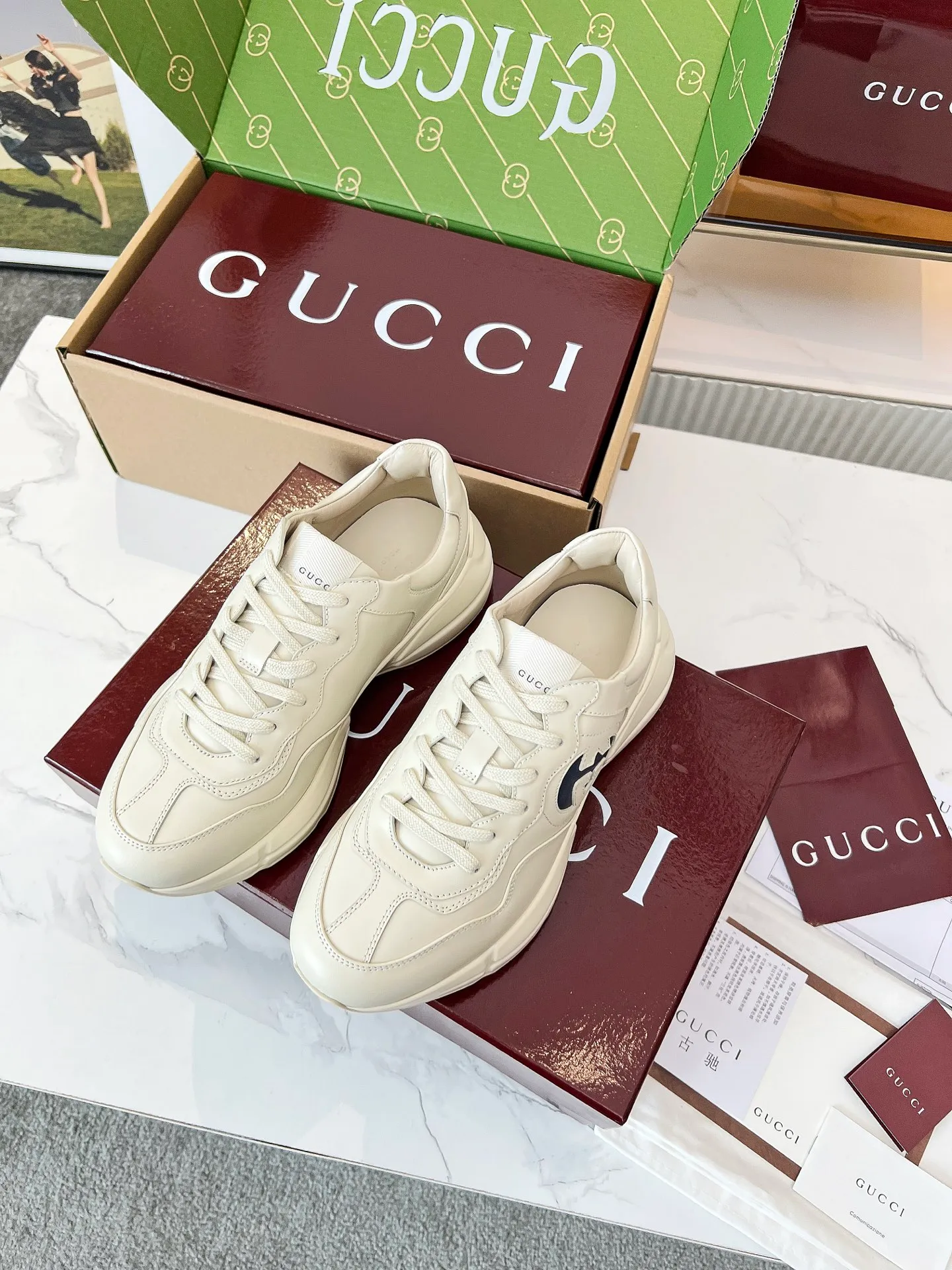 Factory direct sales p680🐘🐘Women's shoes, women's Gucci dad shoes, make your luxury statement. Tired of the same? Keen to stand out from the crowd? Gucci dad shoes; just the style item your wardrobe is missing! Classic remodeling, retro revival: absorb the retro soul of the 1990s and inject Gucci’s contemporary aesthetic genes. The iconic thick silhouette, bold lines and layered design instantly awaken your retro trend DNA and become the absolute visual focus on the street. 👟✨ The glory of Double G is everywhere: The classic Double G logo is everywhere, either eye-catchingly embellished, or quietly integrated into the details of the shoe body. This is not only a brand symbol, but also a silent declaration of your extraordinary taste and identity. Wearing it will bring you aura with every step you take. Luxurious materials, expert craftsmanship: Gucci never compromises on quality. We select top-quality leather, high-quality fabrics and high-tech synthetic materials, and create them through exquisite craftsmanship. Every stitch and every inch of fabric tells the luxurious heritage of Made in Italy, which is durable and lasts forever. Matching code: 35-40 39-45